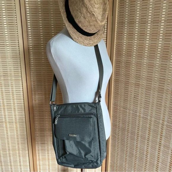 Baggallini Pocket Town Crossbody mm